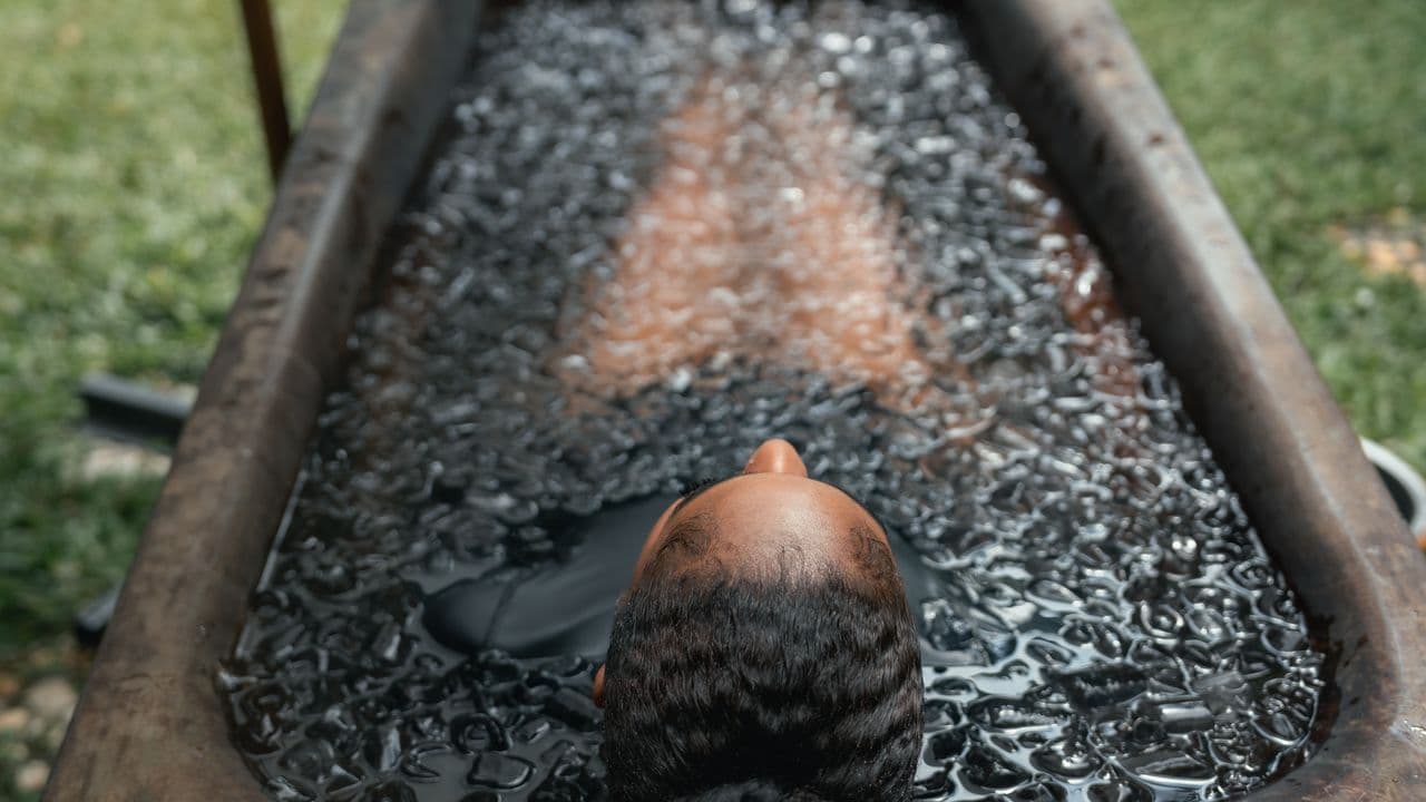 The one thing women should consider before doing a cold plunge